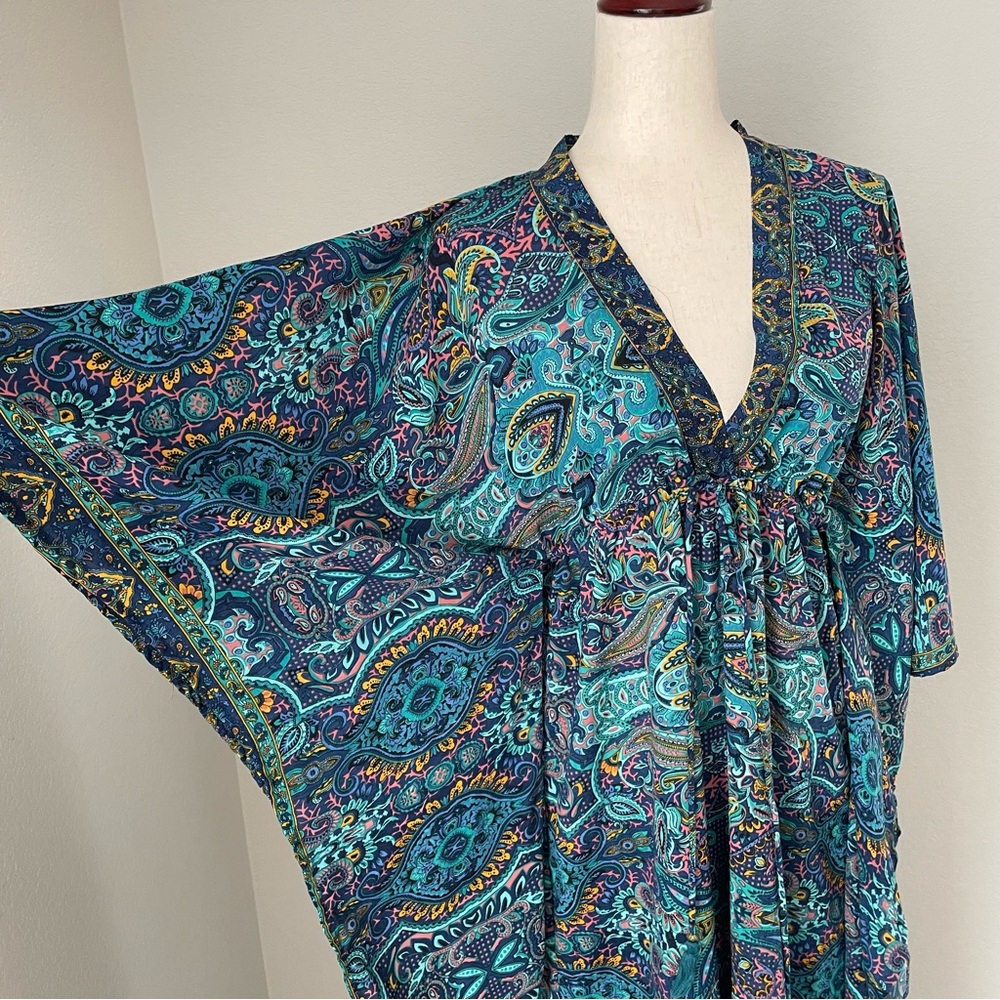 Elegant Blue Paisley Maxi Dress - Picture 2 of 8